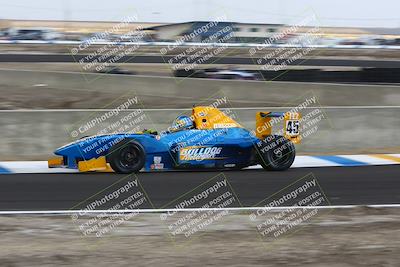 media/Jan-25-2025-CalClub SCCA (Sat) [[03c98a249e]]/Race 2/